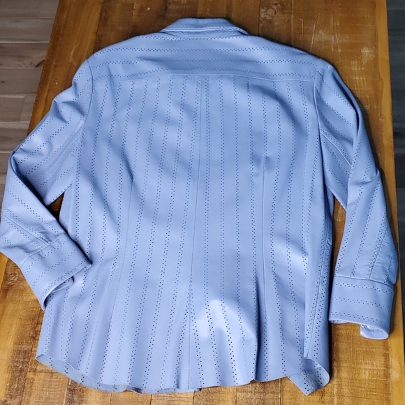 The Wrights Leather Eyelet Button Blouse Sz Small - Picture 8 of 8